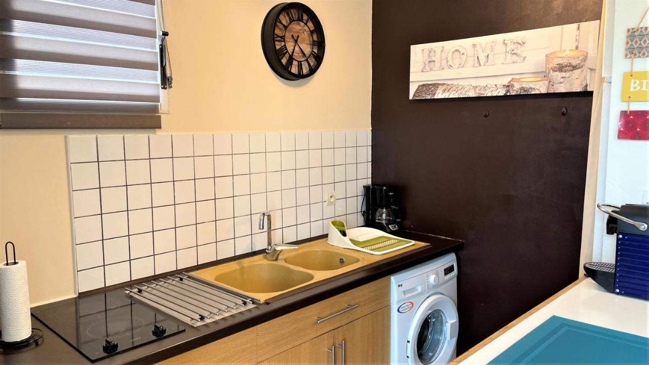 Grand Studio Lumineux - Saint Gilles Les Bains Lägenhet Exteriör bild