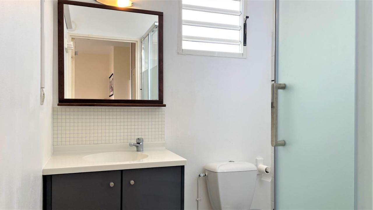 Grand Studio Lumineux - Saint Gilles Les Bains Lägenhet Exteriör bild